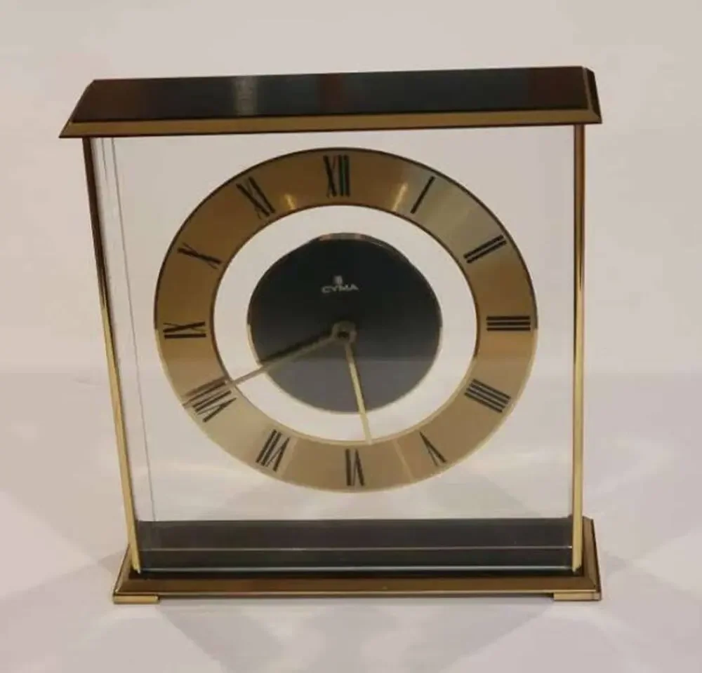 Vintage Hechinger mantle table shelf solid brass clock Cyma. Quartz movement